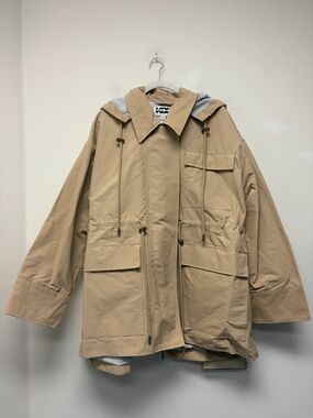 Womens Coat Size XL #467